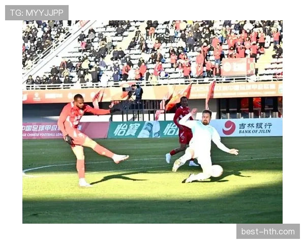 福布斯帽子戏法，延边龙鼎4-1完胜佛山南狮新闻快报